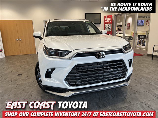 Certified 2025 Toyota Grand Highlander AWD Hybrid image 1