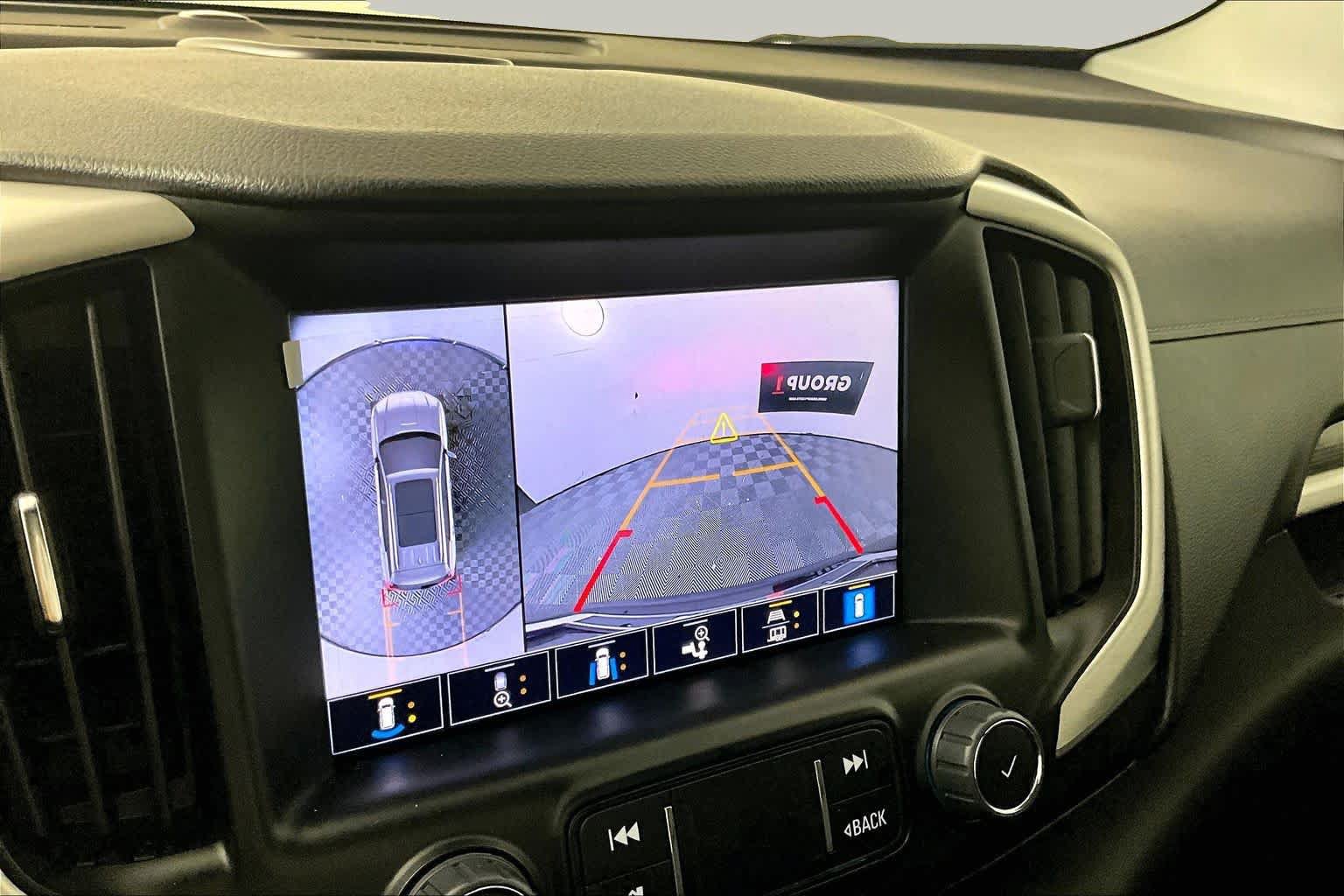 Certified 2024 GMC Terrain SLT w/ Infotainment Package II AWD/4WD image 25