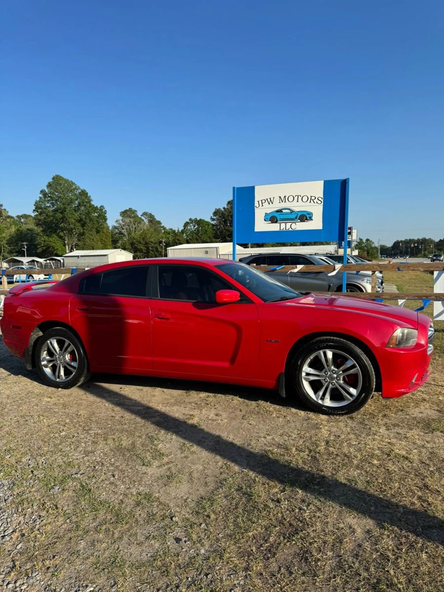 Used 2013 Dodge Charger R/T image 1