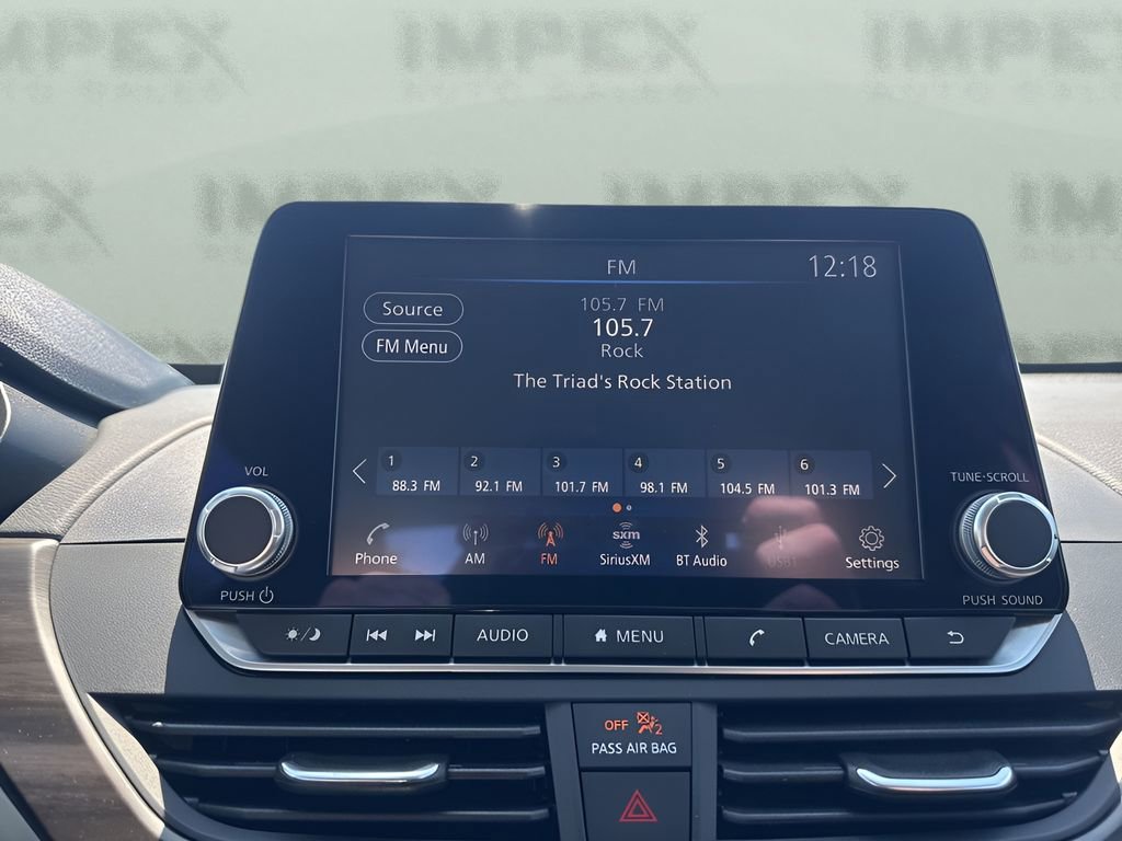 Used 2025 Nissan Altima 2.5 SV FWD image 17