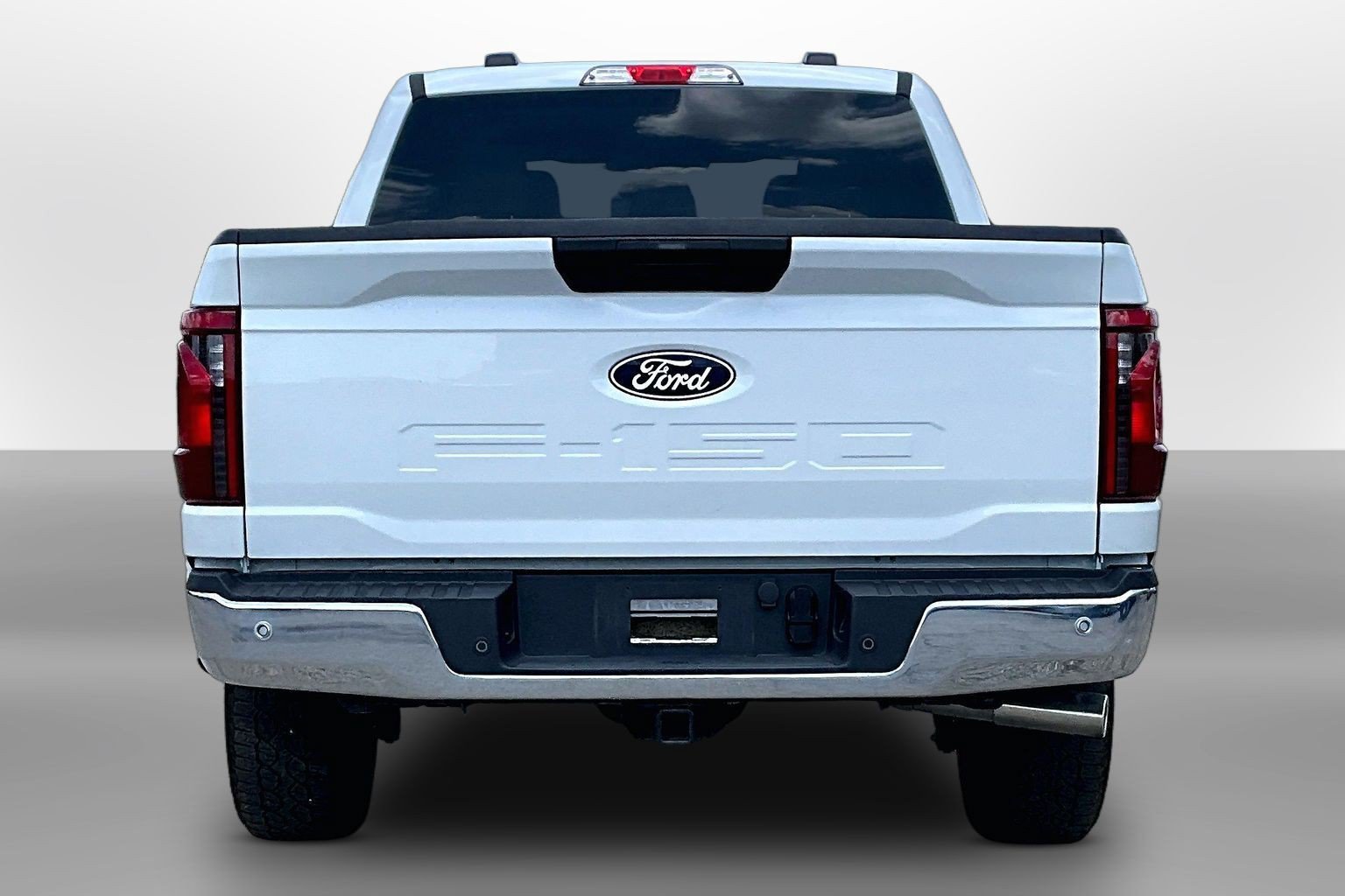 Used 2025 Ford F150 XLT w/ Equipment Group 301A Standard AWD/4WD image 4