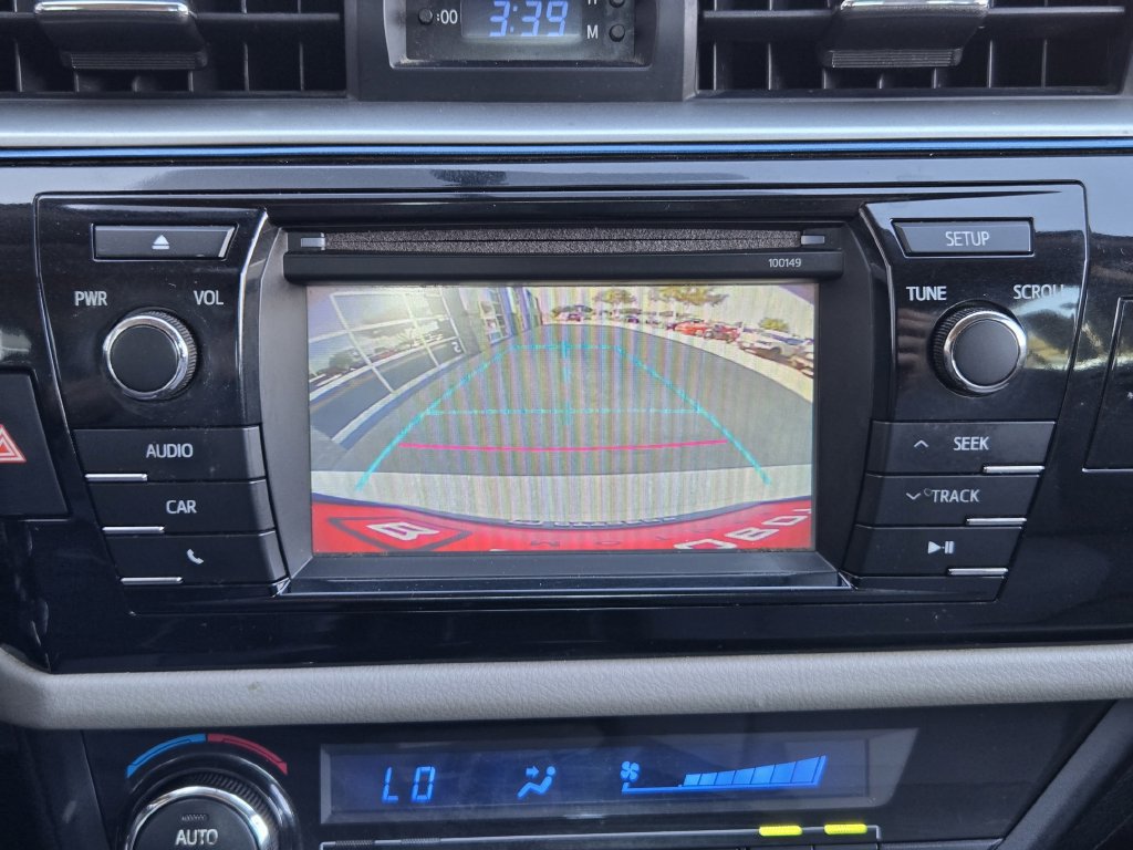 Used 2014 Toyota Corolla LE FWD image 13