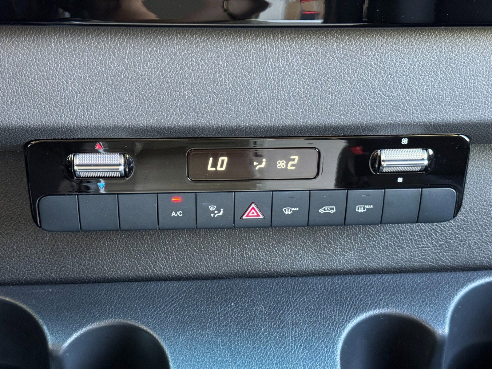 Used 2023 Mercedes-Benz Sprinter 2500 image 29