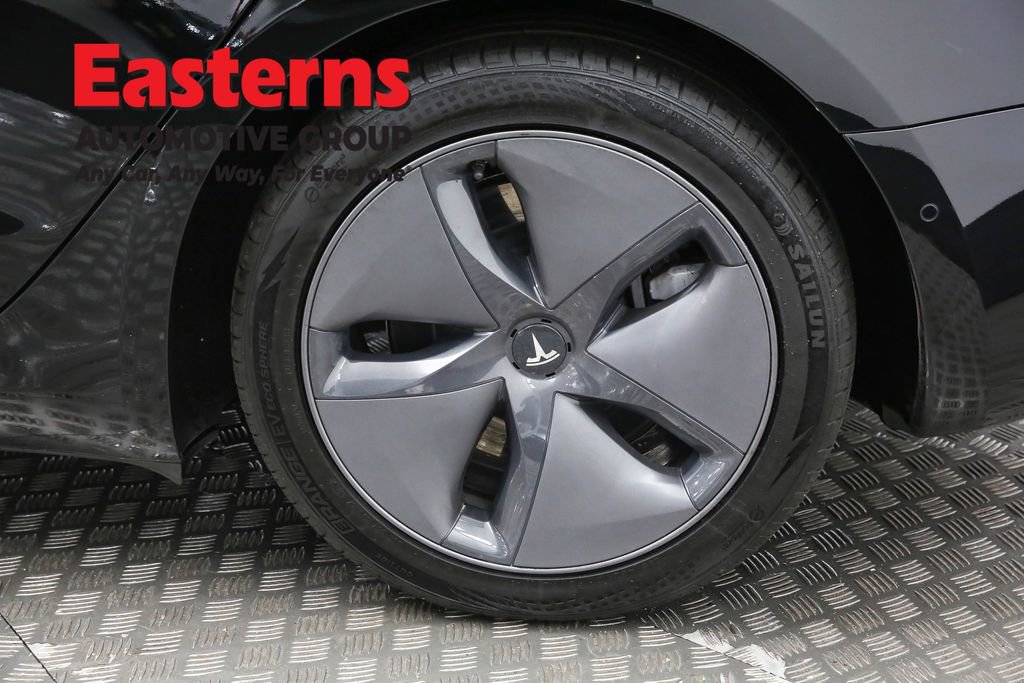 Used 2021 Tesla Model 3 Standard Range Plus image 30