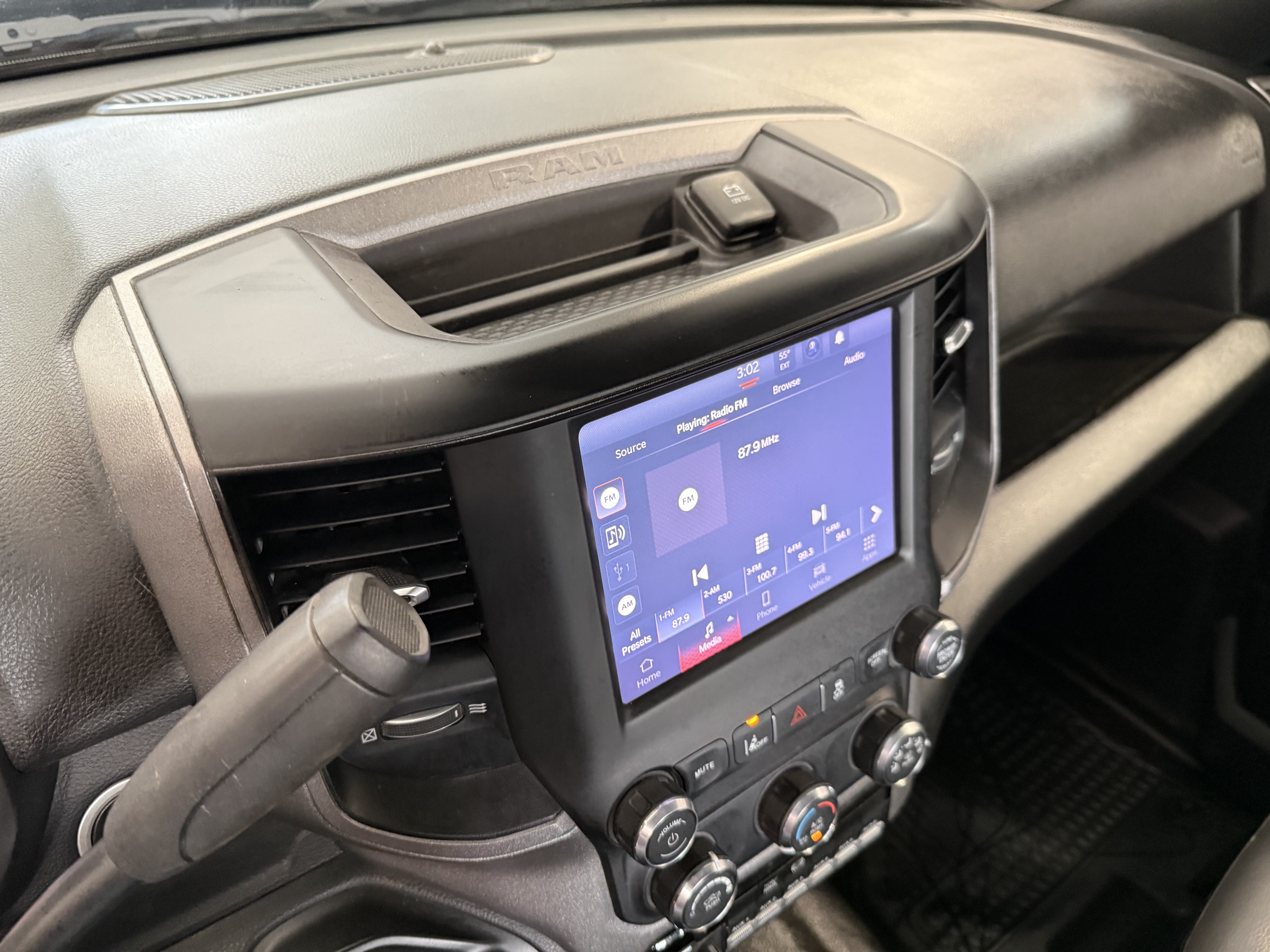 Used 2023 RAM 5500 Tradesman w/ Safety Group AWD/4WD image 57