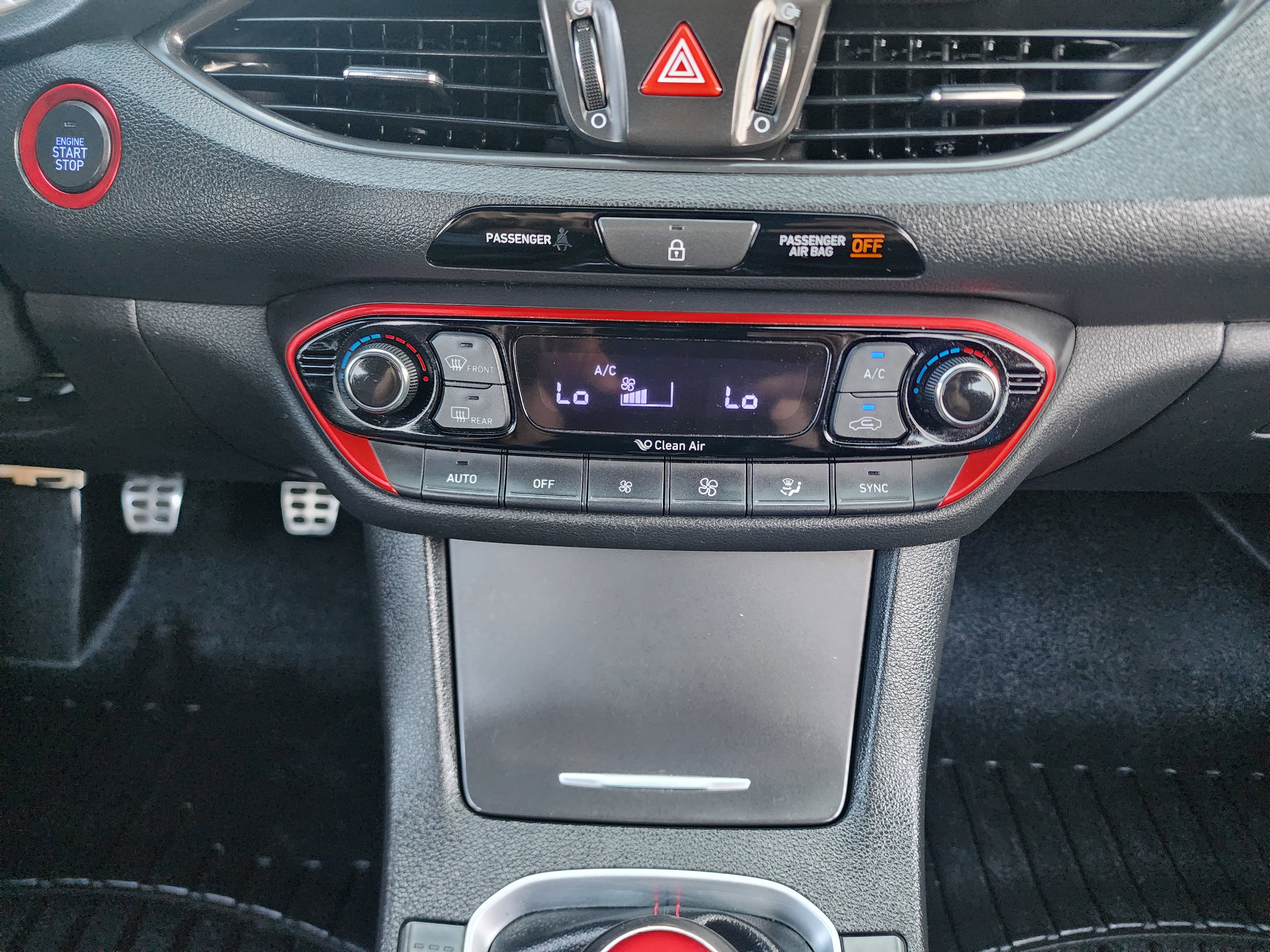 Used 2018 Hyundai Elantra GT Sport image 34