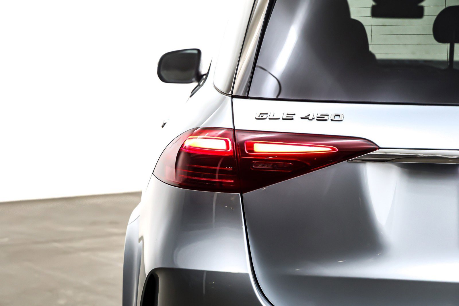 Certified 2024 Mercedes-Benz GLE 450 4MATIC image 17