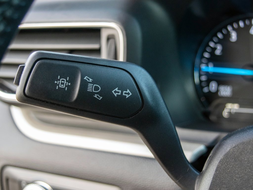 Used 2022 Ford Explorer XLT w/ Equipment Group 202A image 19