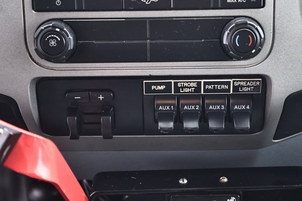 Used 2016 Ford F550 4x4 Regular Cab Super Duty image 24