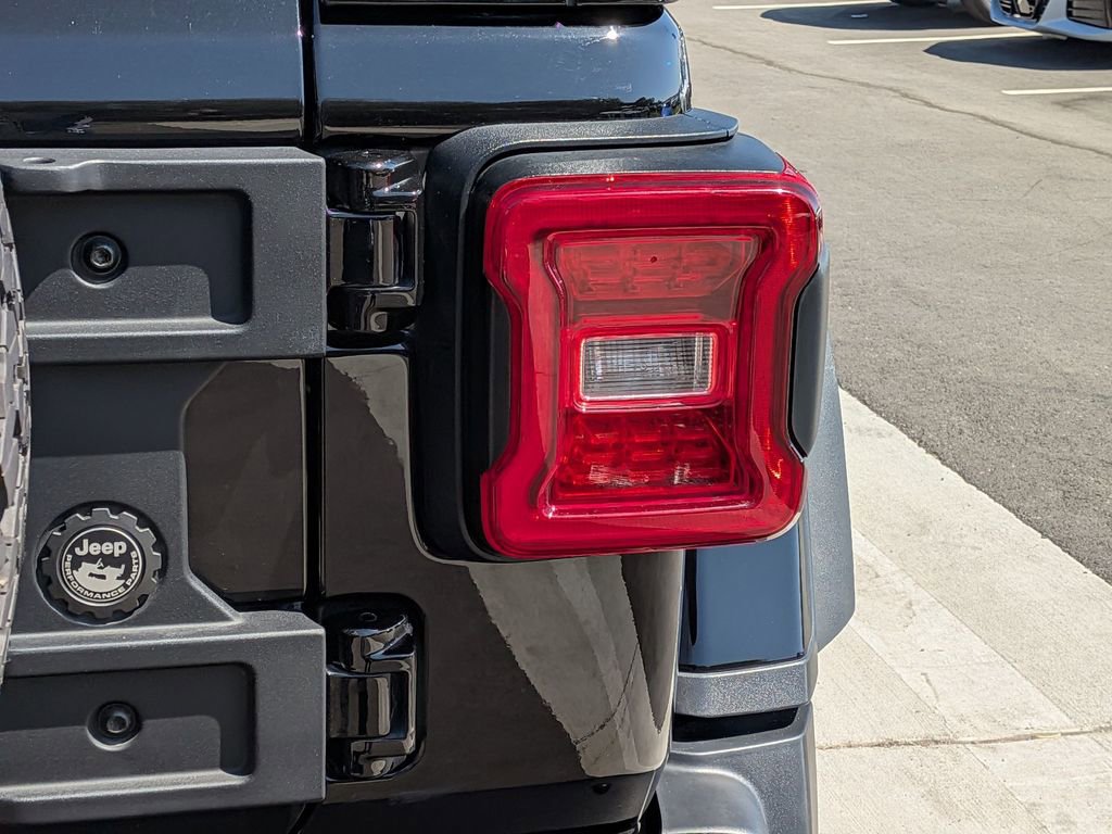 Used 2024 Jeep Wrangler Unlimited Rubicon 392 image 25