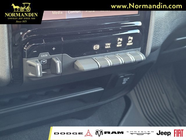 Used 2026 RAM 3500 Tradesman AWD/4WD image 12