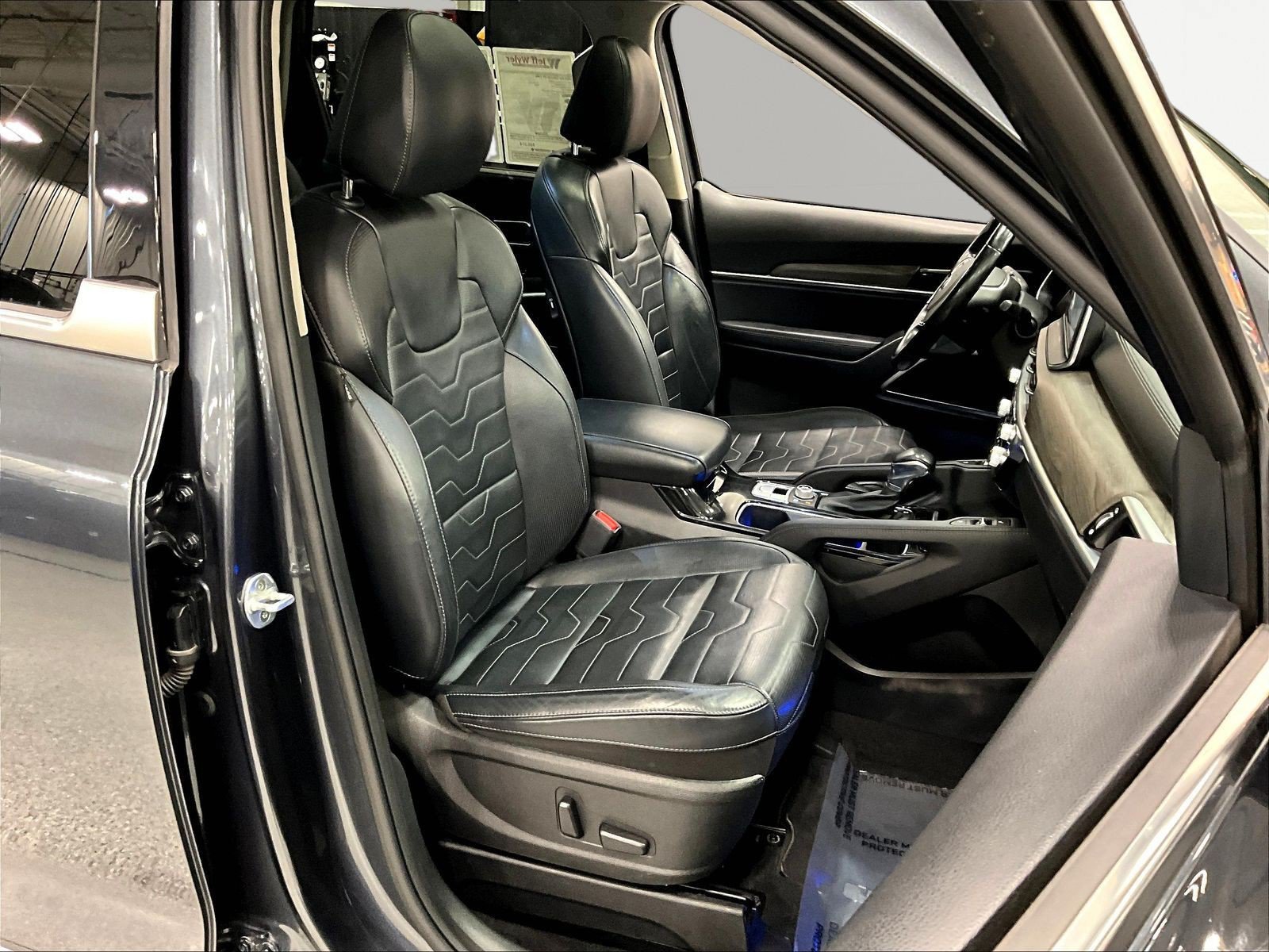 Used 2020 Kia Telluride SX w/ SX Prestige Package AWD/4WD image 30