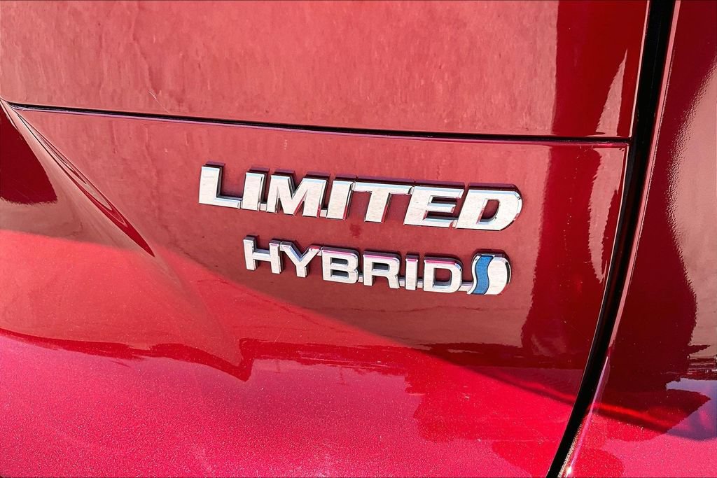 Certified 2021 Toyota Venza Limited AWD/4WD image 24