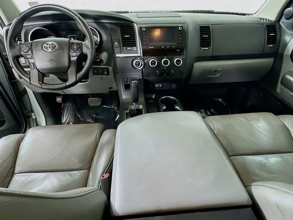 Used 2022 Toyota Sequoia Limited image 17