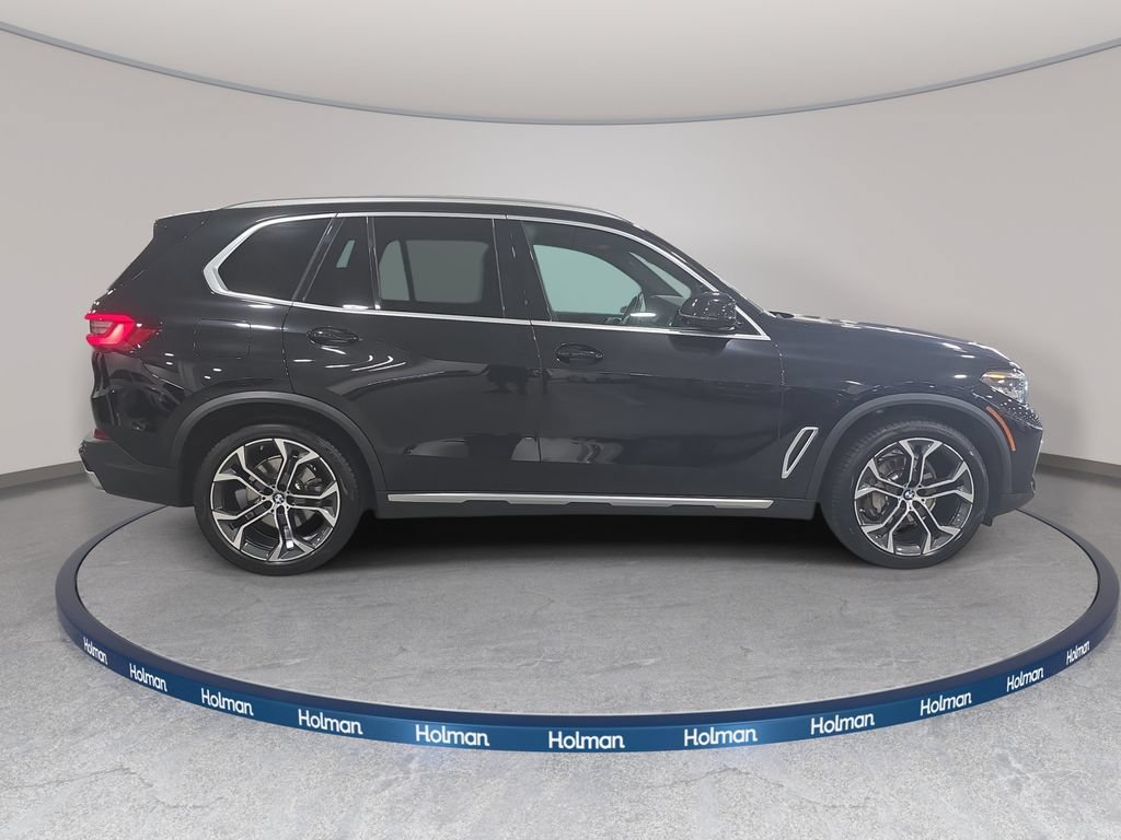 Certified 2022 BMW X5 sDrive40i w/ Parking Assistance Package RWD image 4