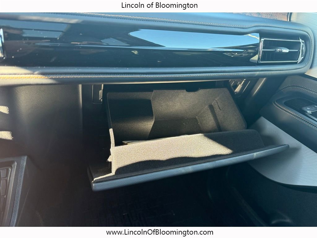 New 2025 Lincoln Aviator Black Label image 47