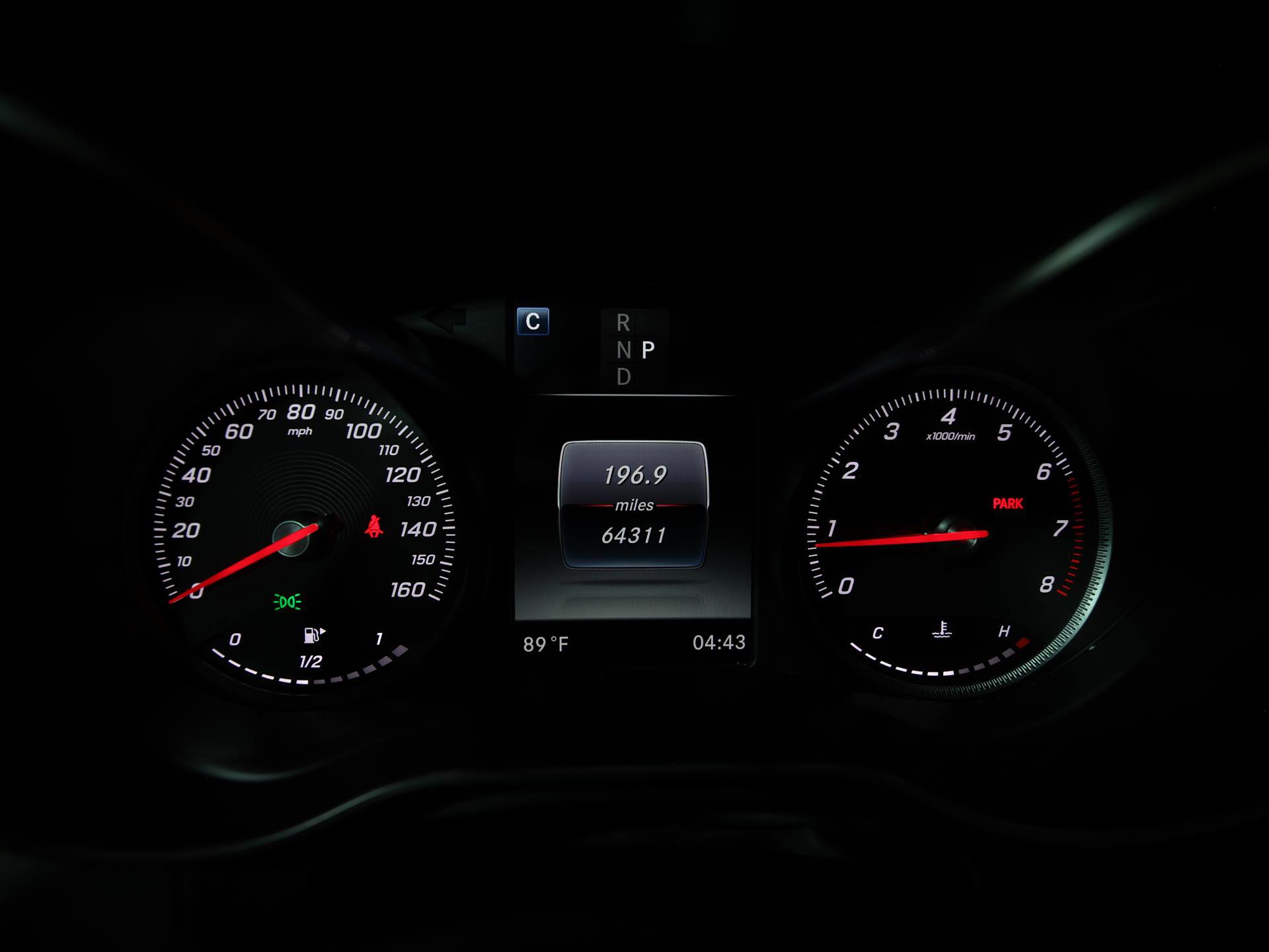 Used 2019 Mercedes-Benz GLC 300 4MATIC w/ Premium Package image 17