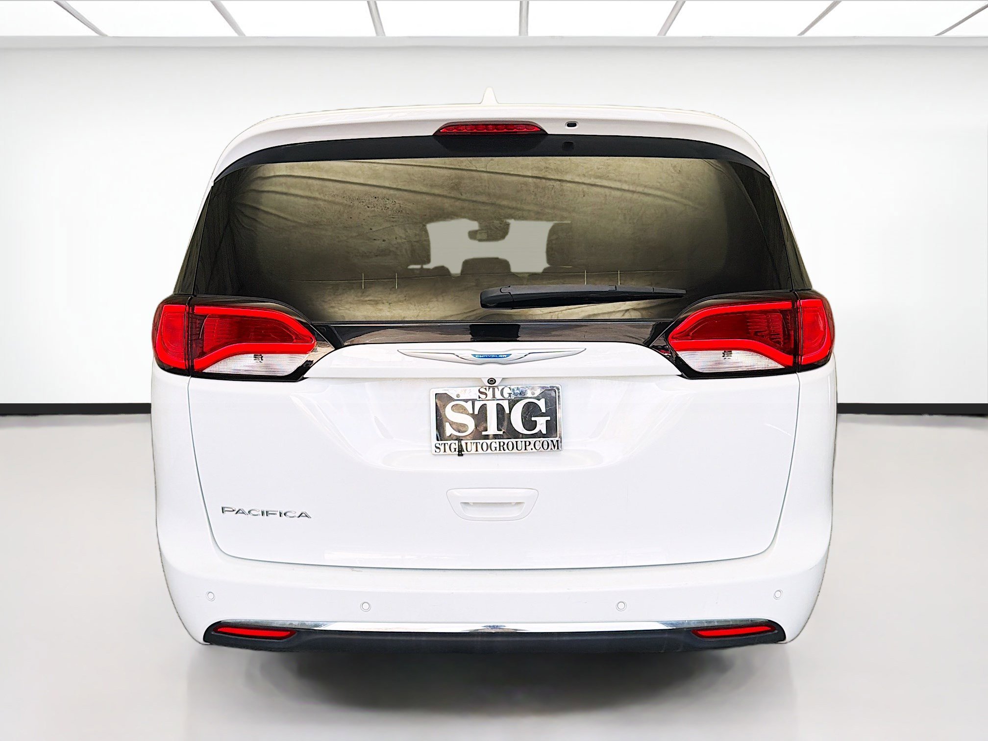 Used 2018 Chrysler Pacifica Touring-L Plus w/ Advanced Safetytec Group image 5