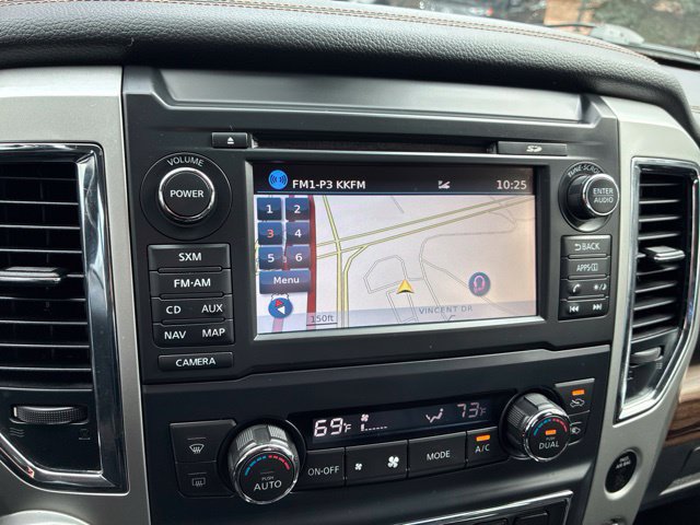 Used 2017 Nissan Titan SL AWD/4WD image 33