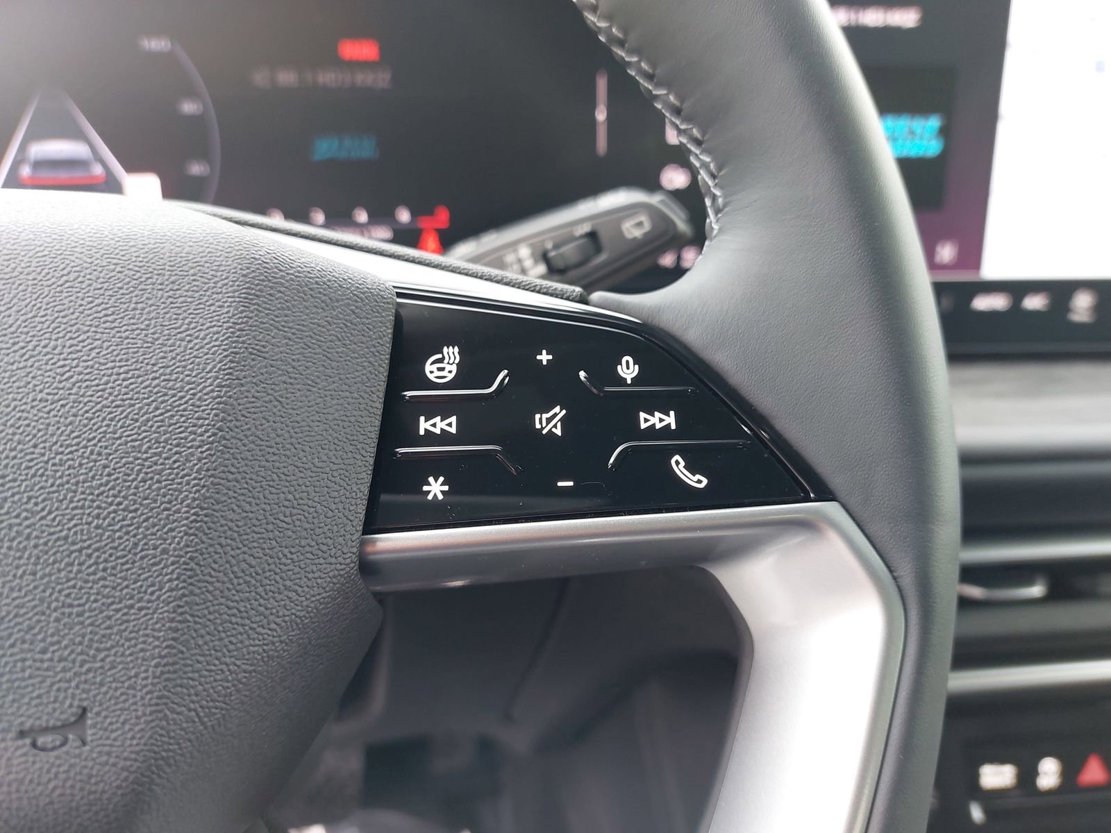 New 2025 Audi Q5 Premium Plus image 18