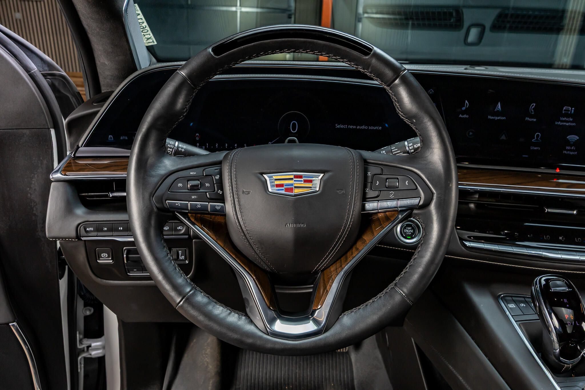 Used 2024 Cadillac Escalade Sport Platinum AWD/4WD image 15