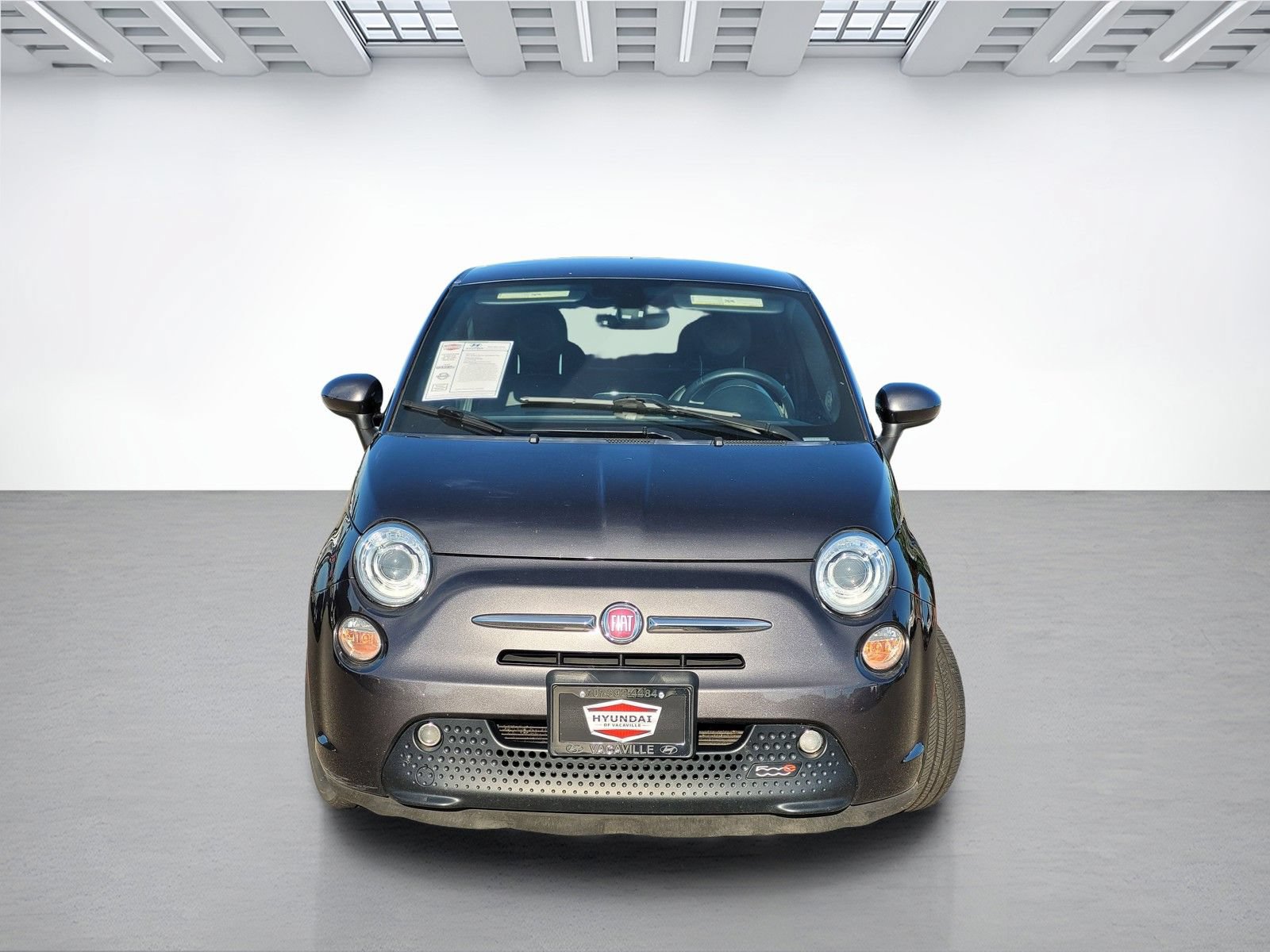 Used 2018 FIAT 500 e FWD image 2