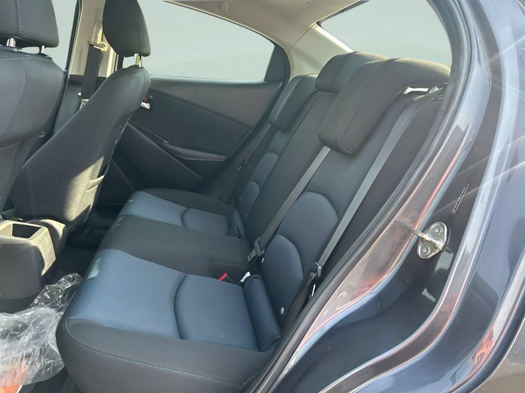 Used 2019 Toyota Yaris LE FWD image 14