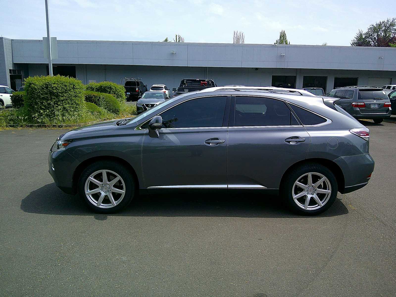 Used 2013 Lexus RX 350 FWD w/ Navigation Pkg image 2