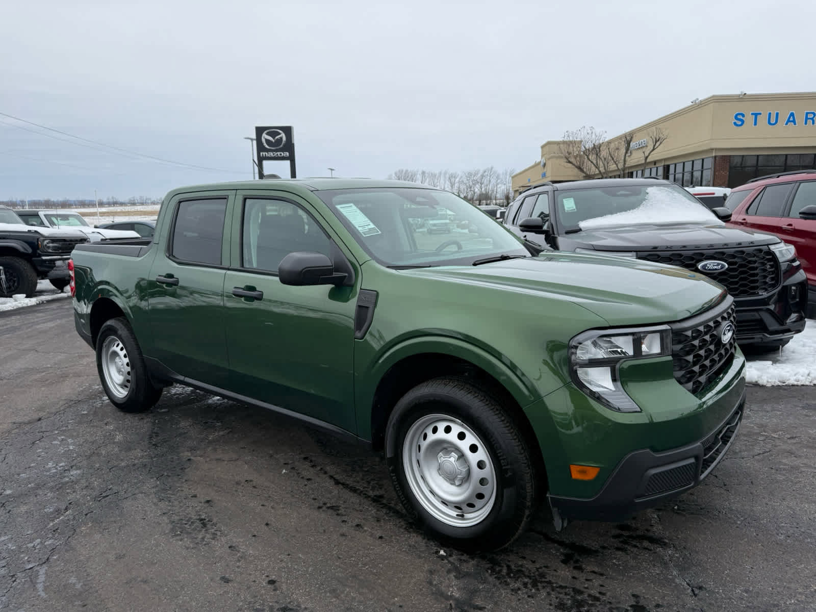 Certified 2025 Ford Maverick XL image 1