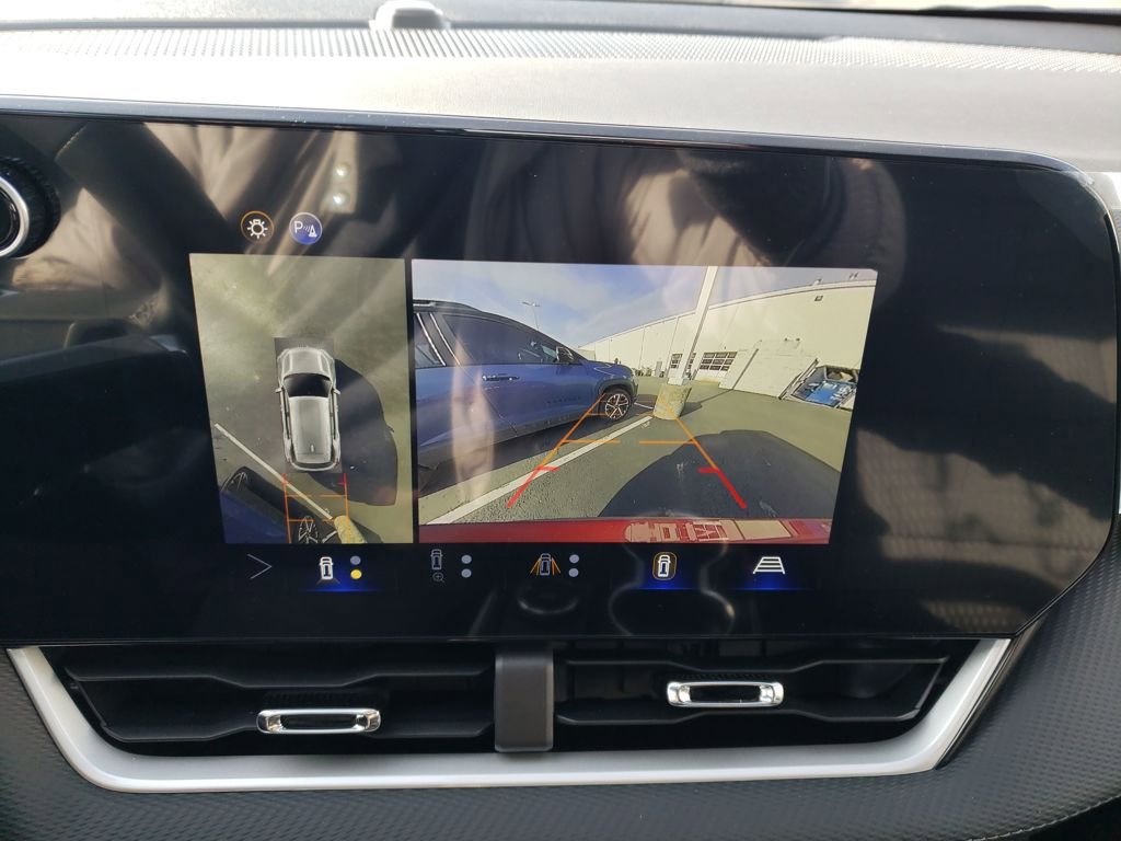 New 2026 Chevrolet Equinox LT w/ Safety and Technology Package image 19