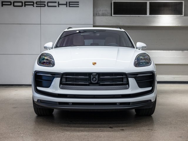 New 2026 Porsche Macan image 6