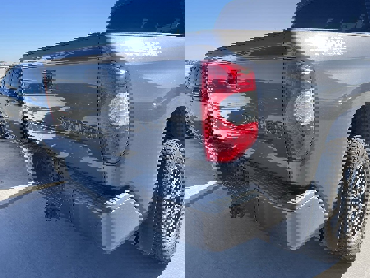 Used 2018 Toyota Tundra SR5 image 4