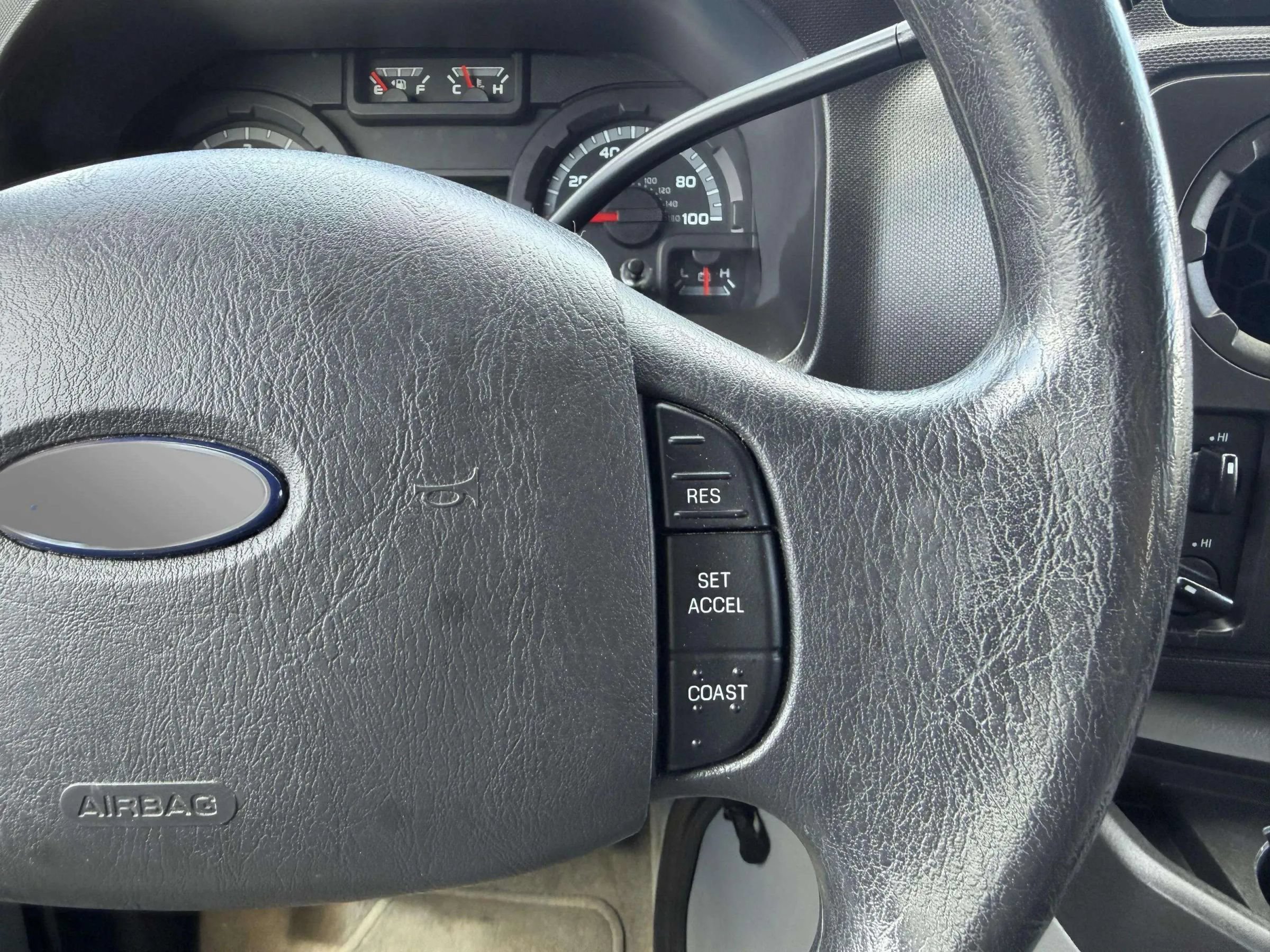 Used 2012 Ford E-350 and Econoline 350 XLT RWD image 24
