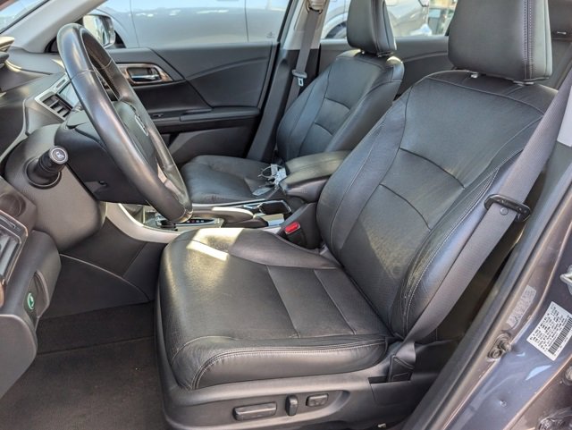 Used 2017 Honda Accord EX-L image 5