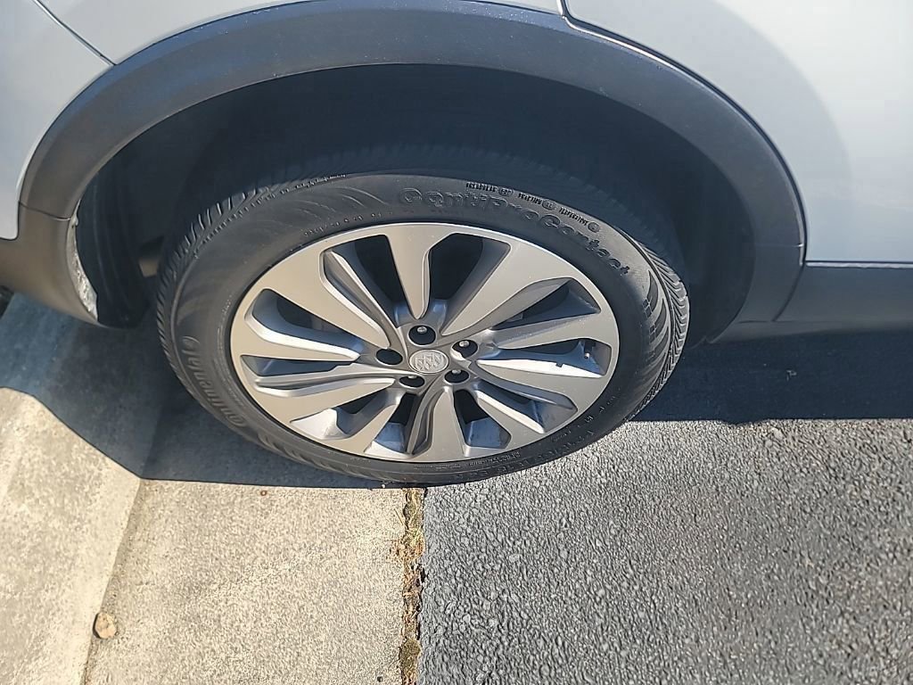 Used 2019 Buick Encore Preferred FWD image 3