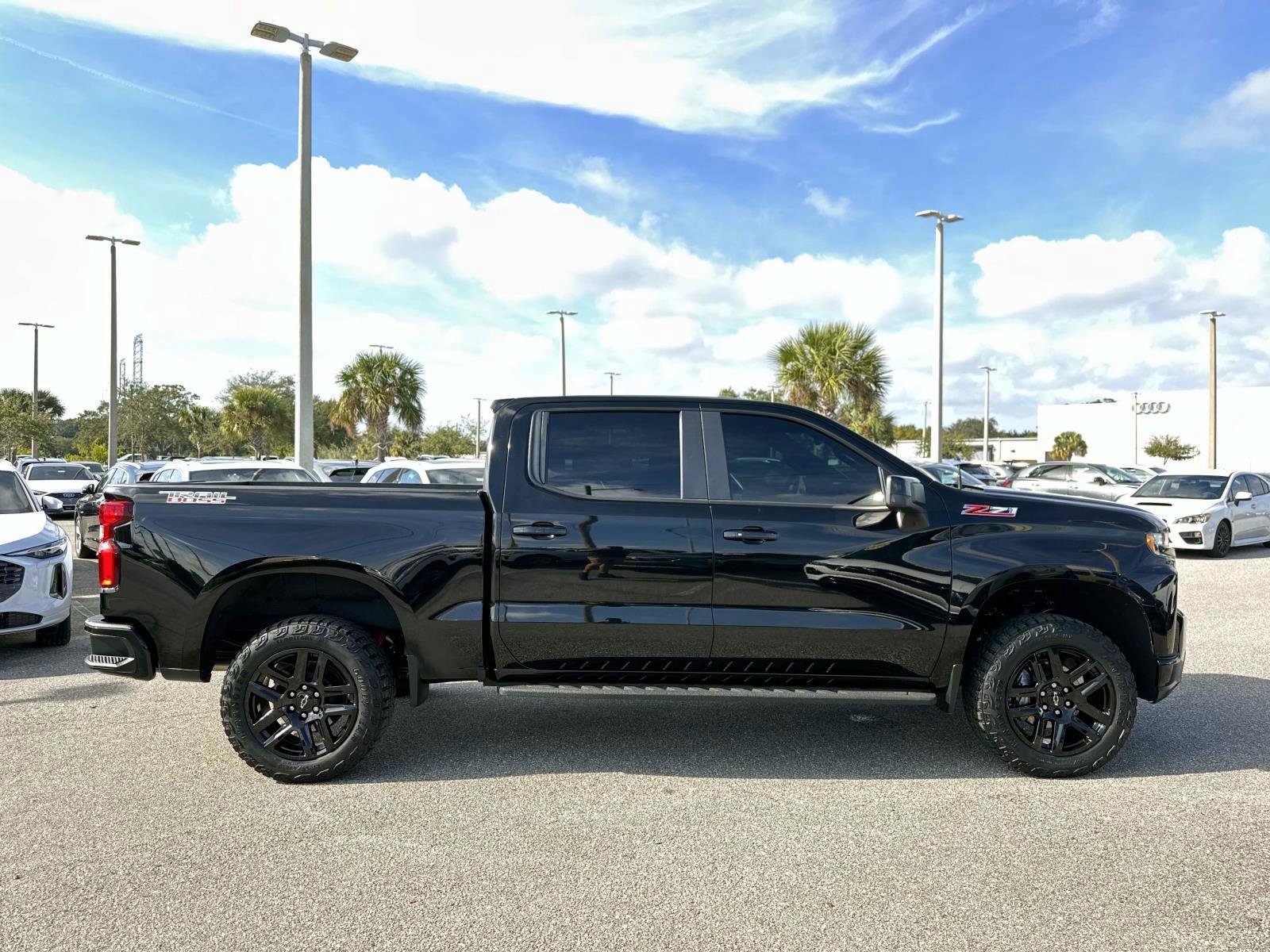 Used 2022 Chevrolet Silverado 1500 LT Trail Boss w/ Convenience Package II image 7