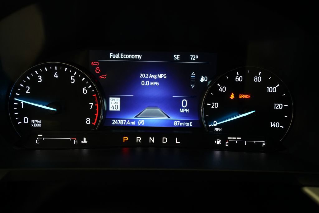 Used 2023 Ford Explorer XLT w/ Equipment Group 202A AWD/4WD image 2