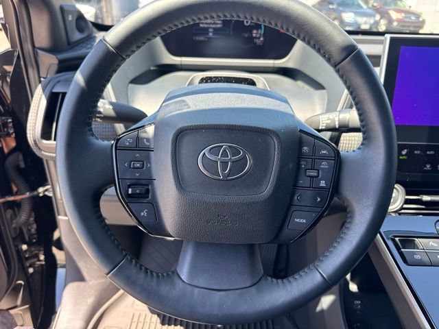 Used 2024 Toyota bZ4X FWD image 17