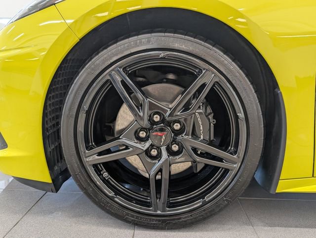 Used 2024 Chevrolet Corvette Stingray Premium Conv w/ 3LT image 4