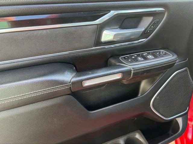 Used 2022 RAM 1500 Laramie w/ Sport Appearance Package AWD/4WD image 13
