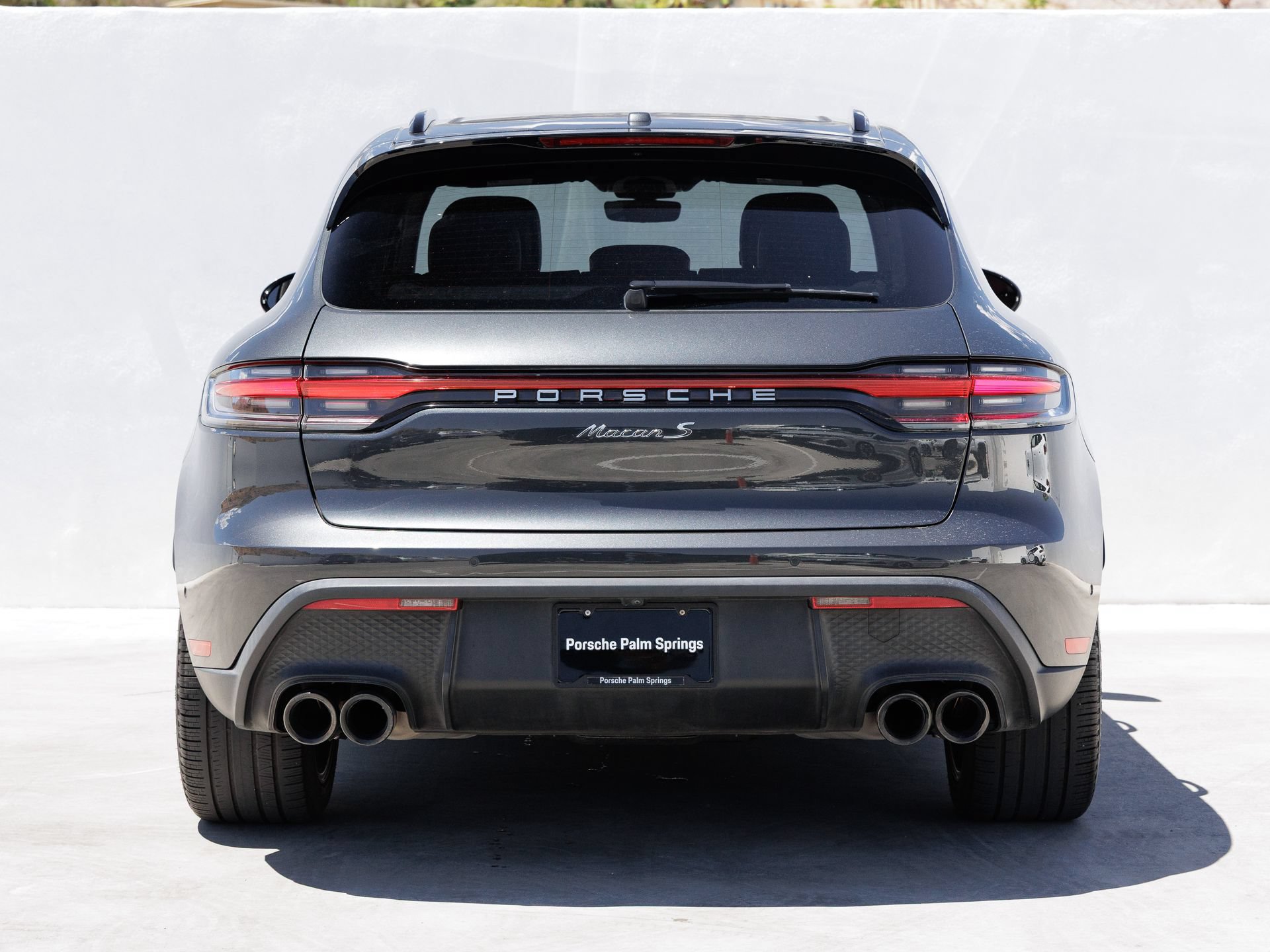 Certified 2023 Porsche Macan S AWD/4WD image 6
