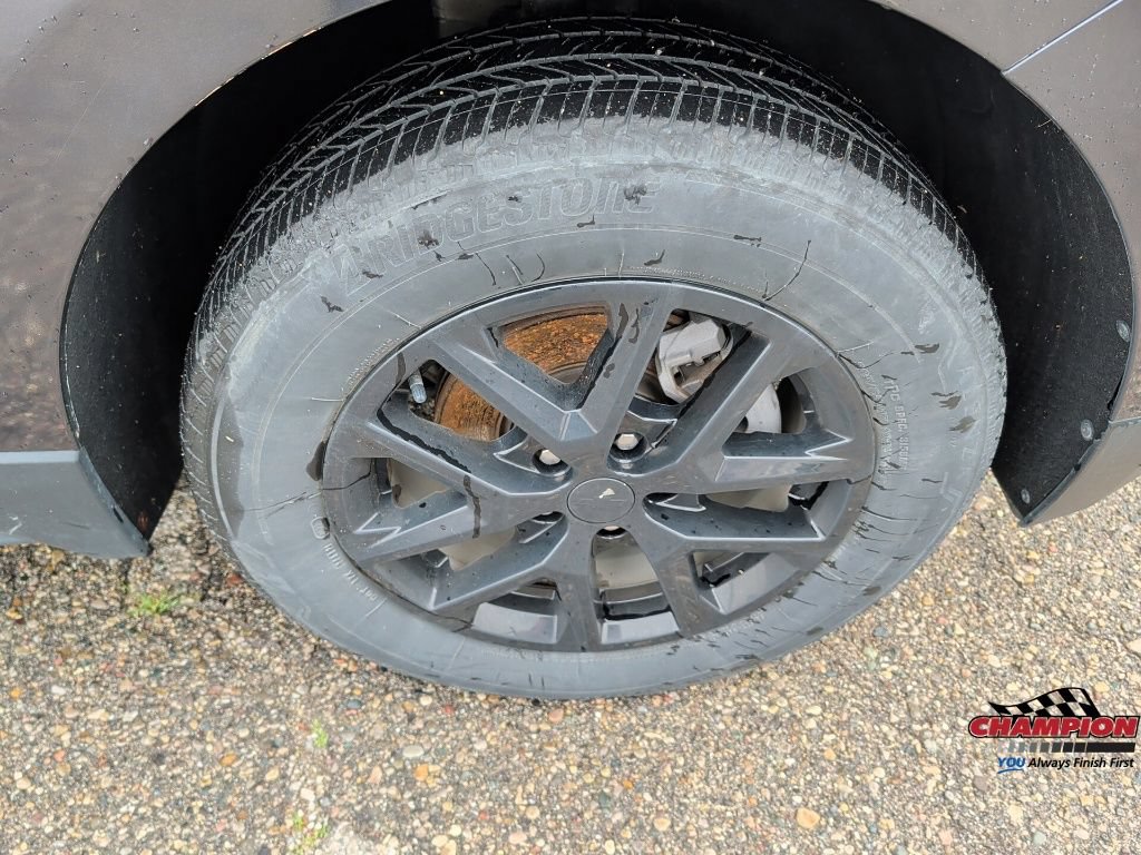 Used 2023 Chevrolet Equinox LT AWD/4WD image 8