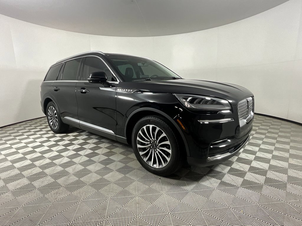 Used 2023 Lincoln Aviator 2WD w/ Premium Package image 6