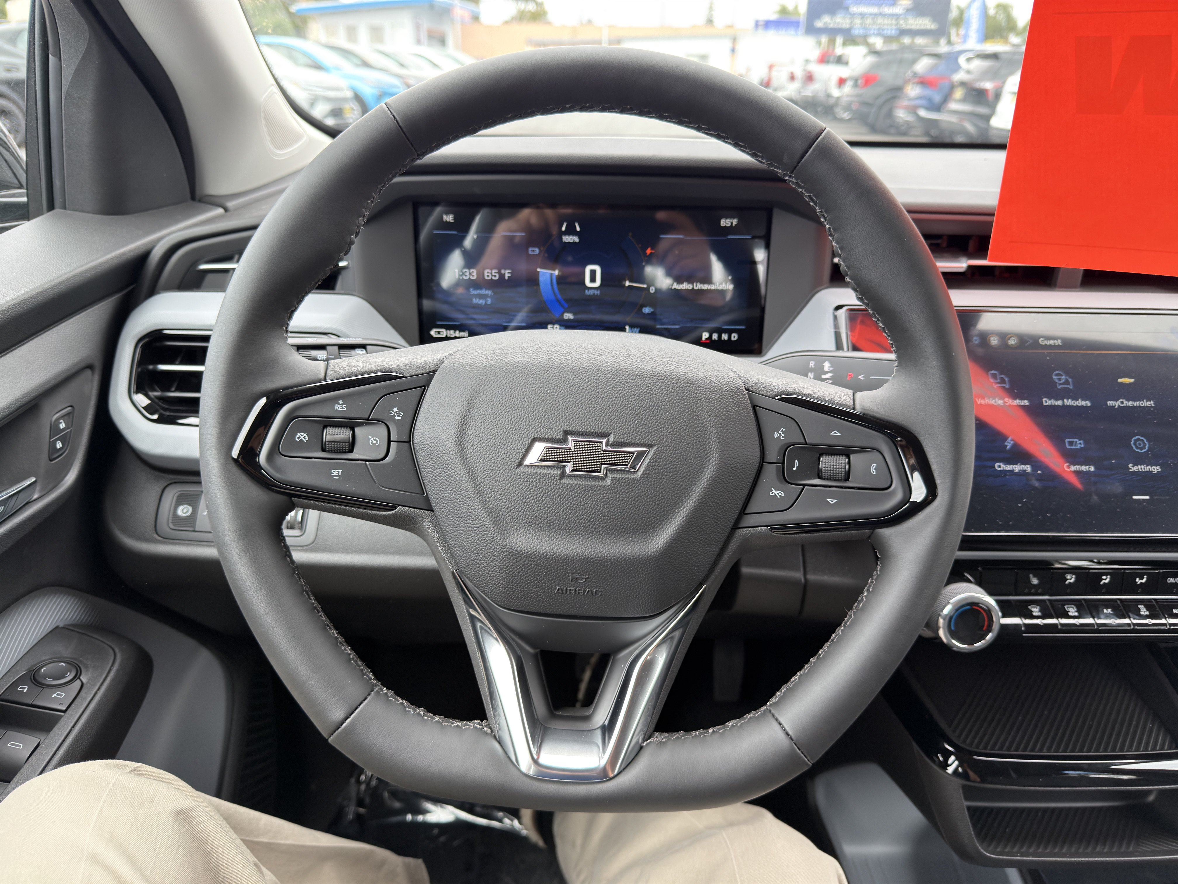New 2027 Chevrolet Bolt LT w/ Comfort Package FWD image 27