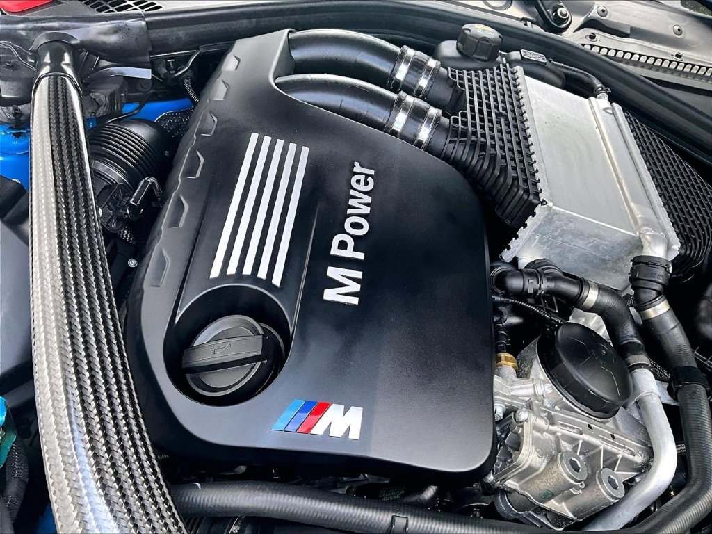 Used 2020 BMW M2 CS RWD image 13