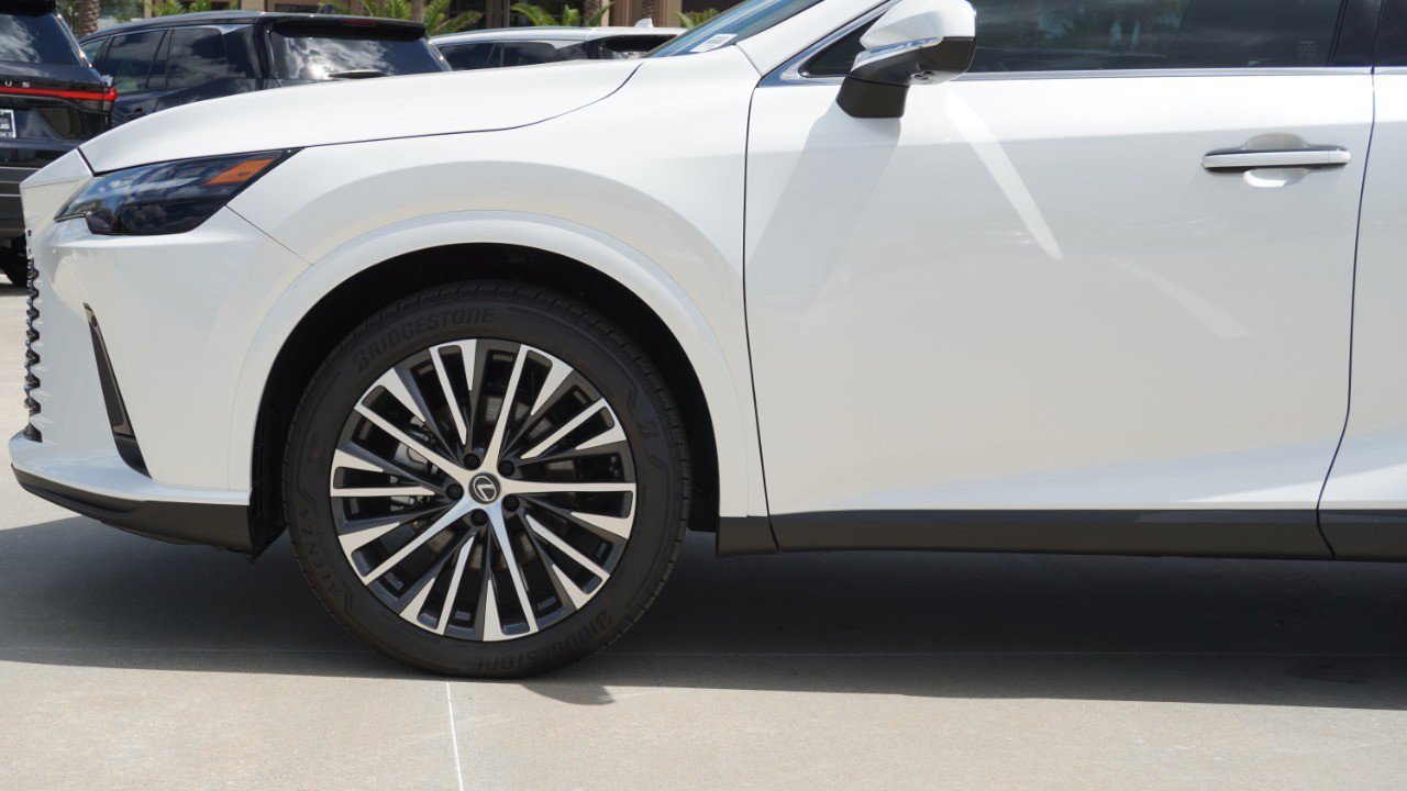 Used 2025 Lexus RX 350 Premium Plus w/ Accessory Package (Z1) image 11