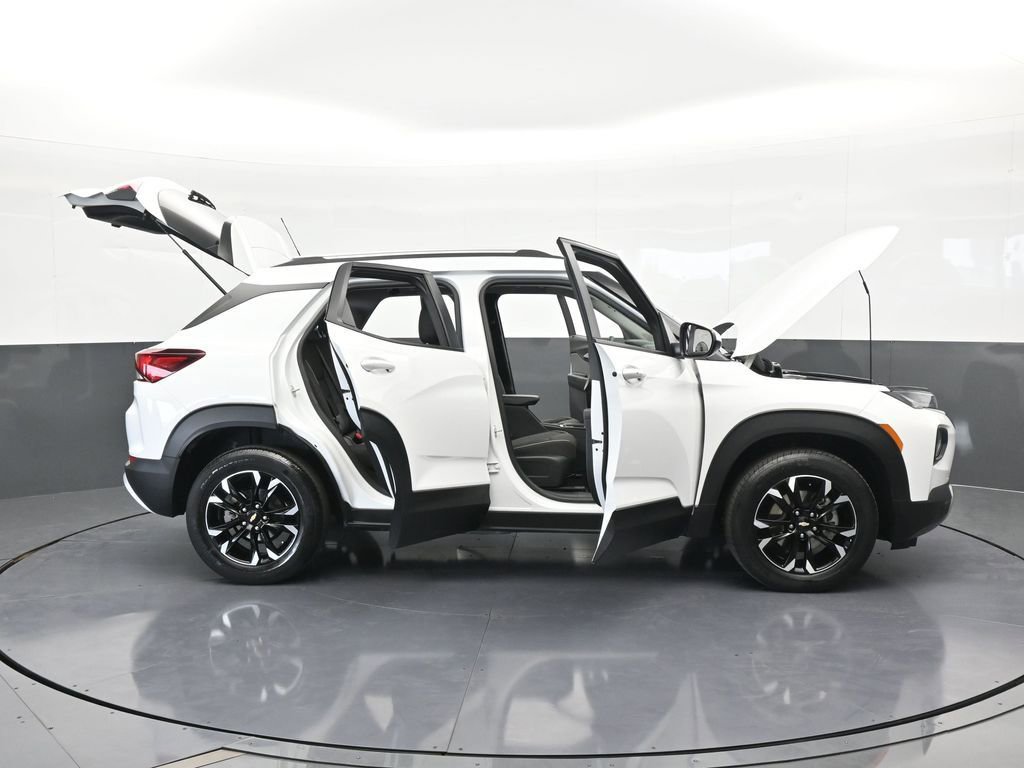 Used 2022 Chevrolet TrailBlazer LT w/ Driver Confidence Package image 65