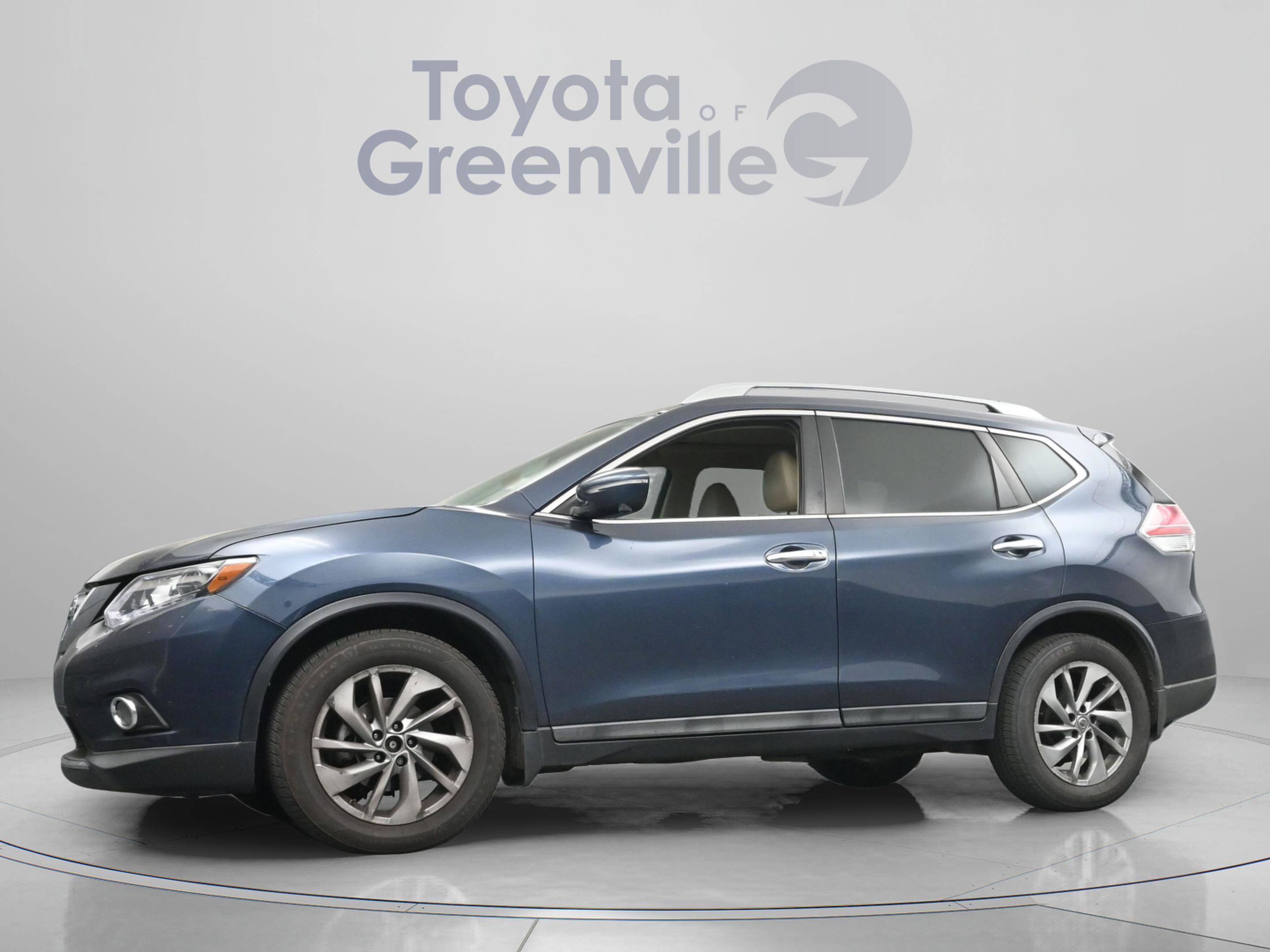 Used 2015 Nissan Rogue SL w/ SL Premium Package image 4