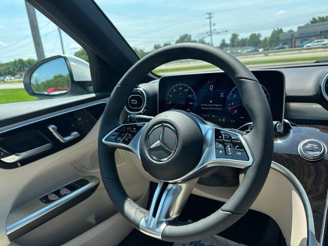New 2026 Mercedes-Benz C 300 4MATIC Sedan image 27