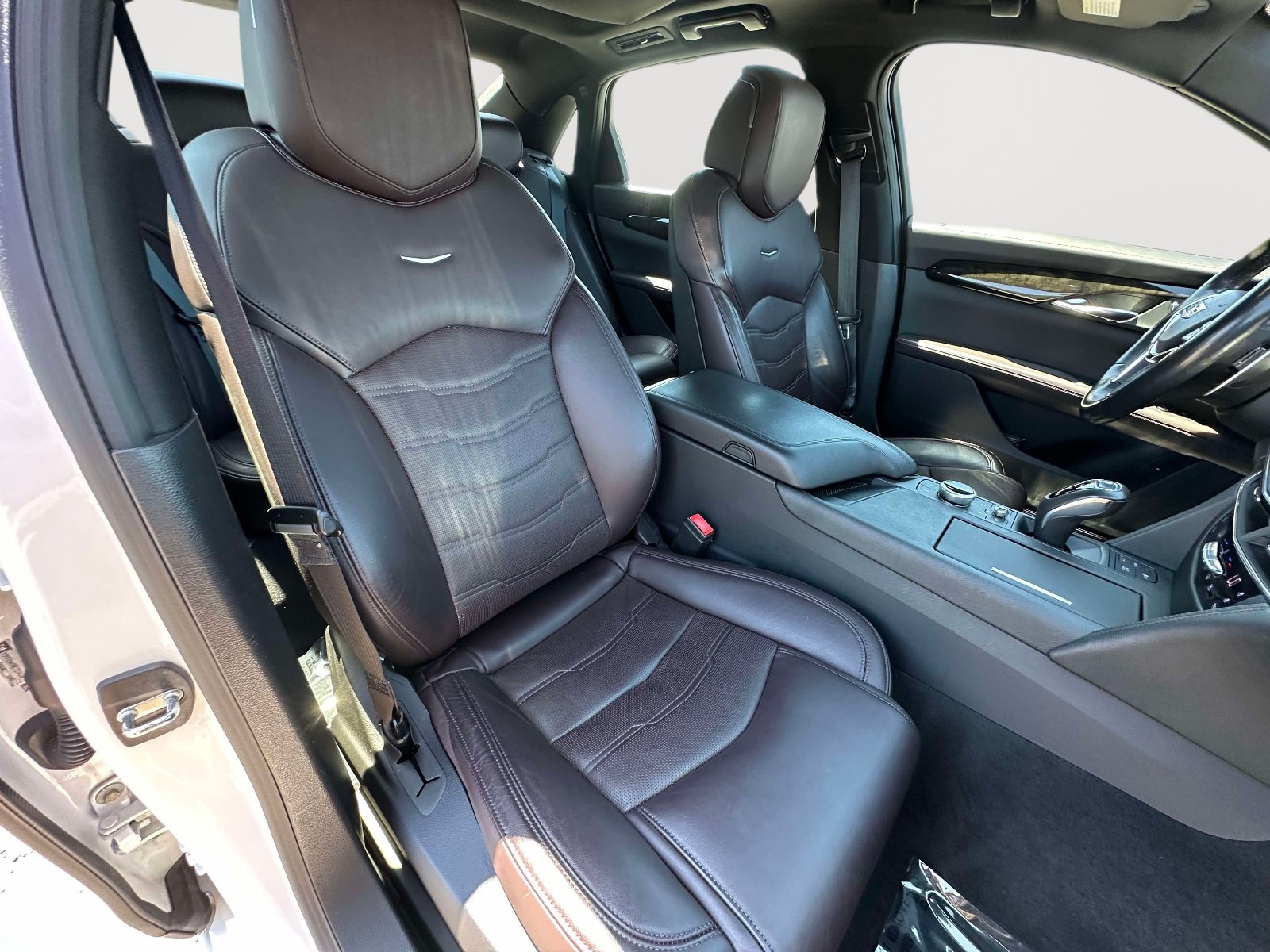Used 2020 Cadillac CT6 Premium Luxury AWD/4WD image 27